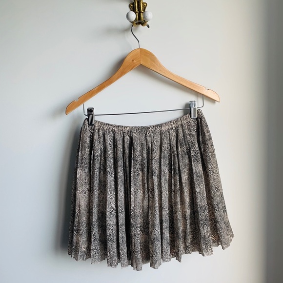 BCBG Generation leopard pattern skirt - Picture 3 of 4